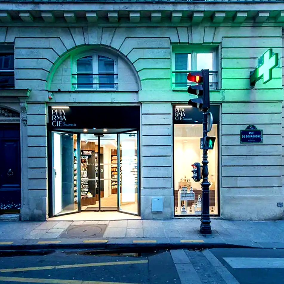 Photo de Pharmacie de l'Assemblée sur Google Maps